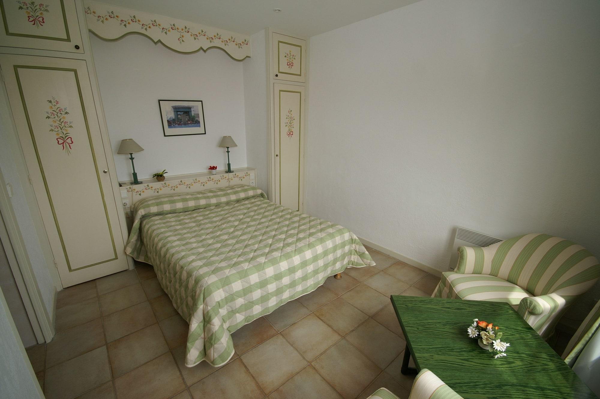 Hotel La Flore 3*