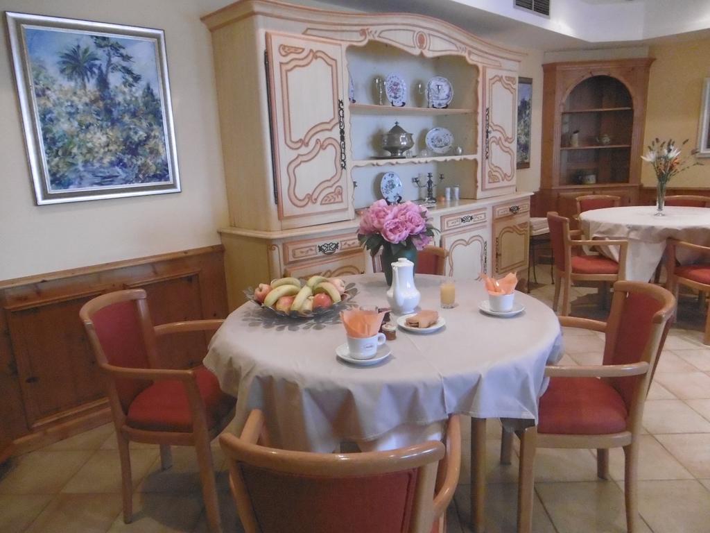 Hotel La Flore 3*